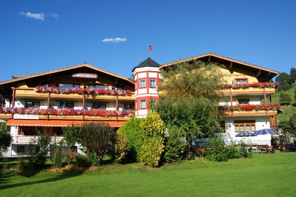 Ferienhotel Gewuerzmuehle Radstadt Esterno foto
